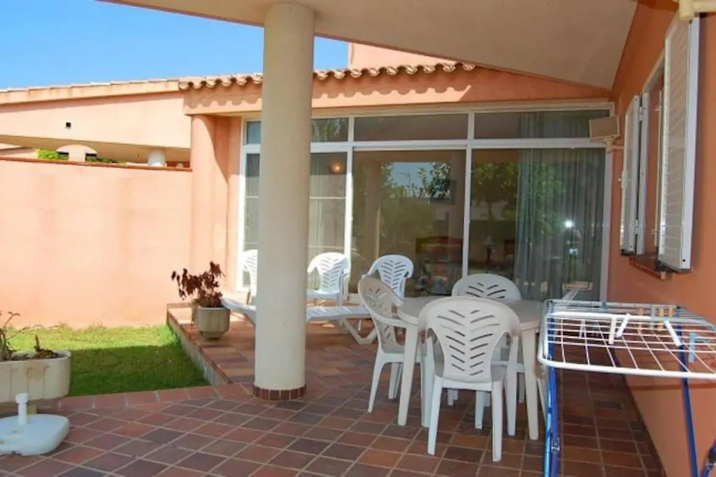 Villa Rosa 2, Casa Con Jardin Y Piscina Privada Riumar 0*,